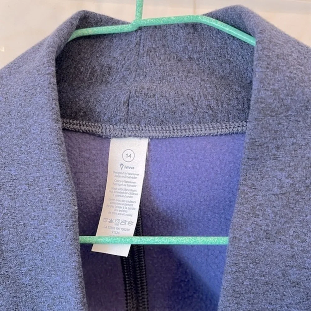 Ivivva by Lululemon purple blue heather girls wrap jacket in size 14
